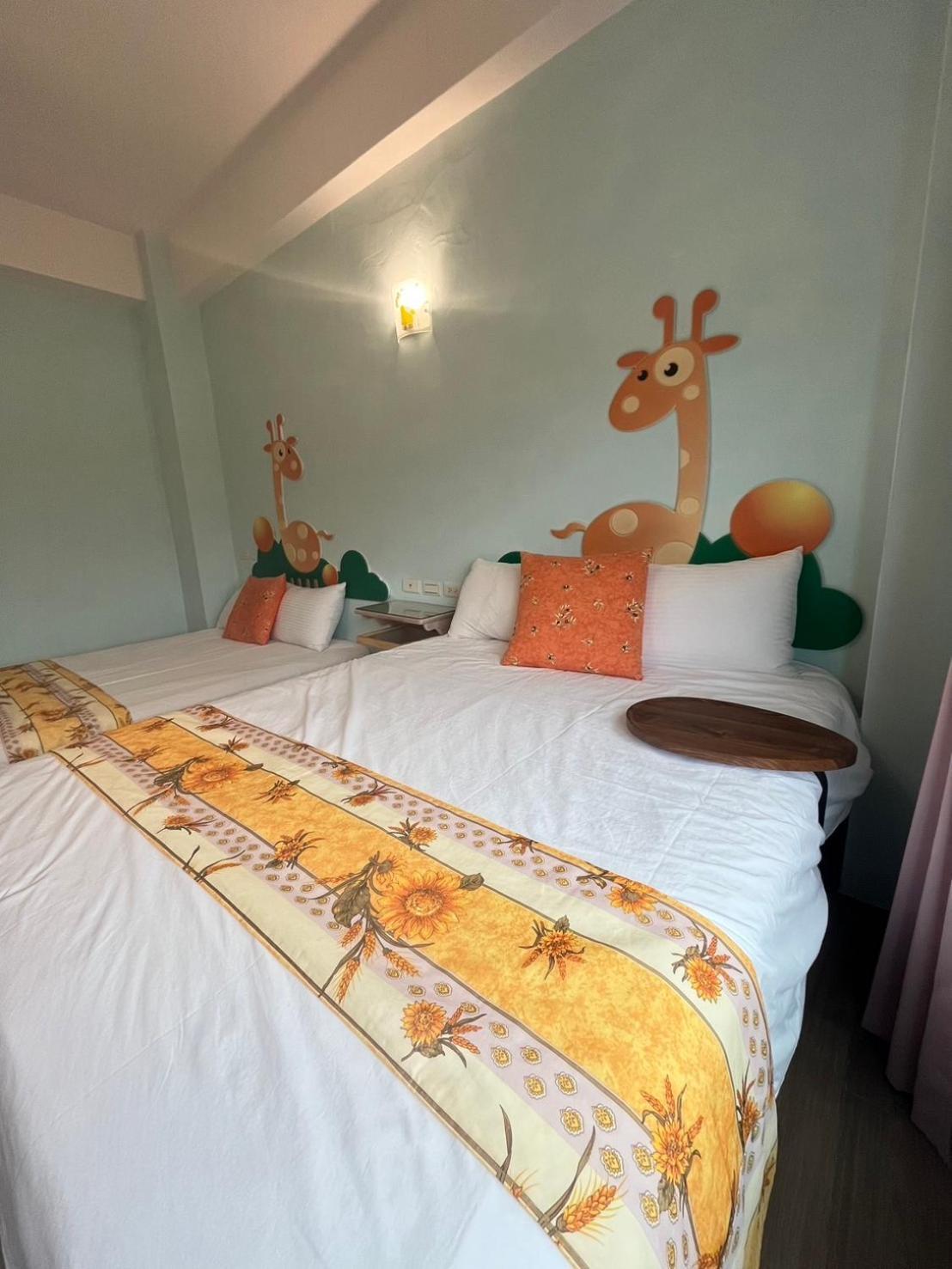 Bed and Breakfast Kenting Avignon Heng-ch'un Exterior foto